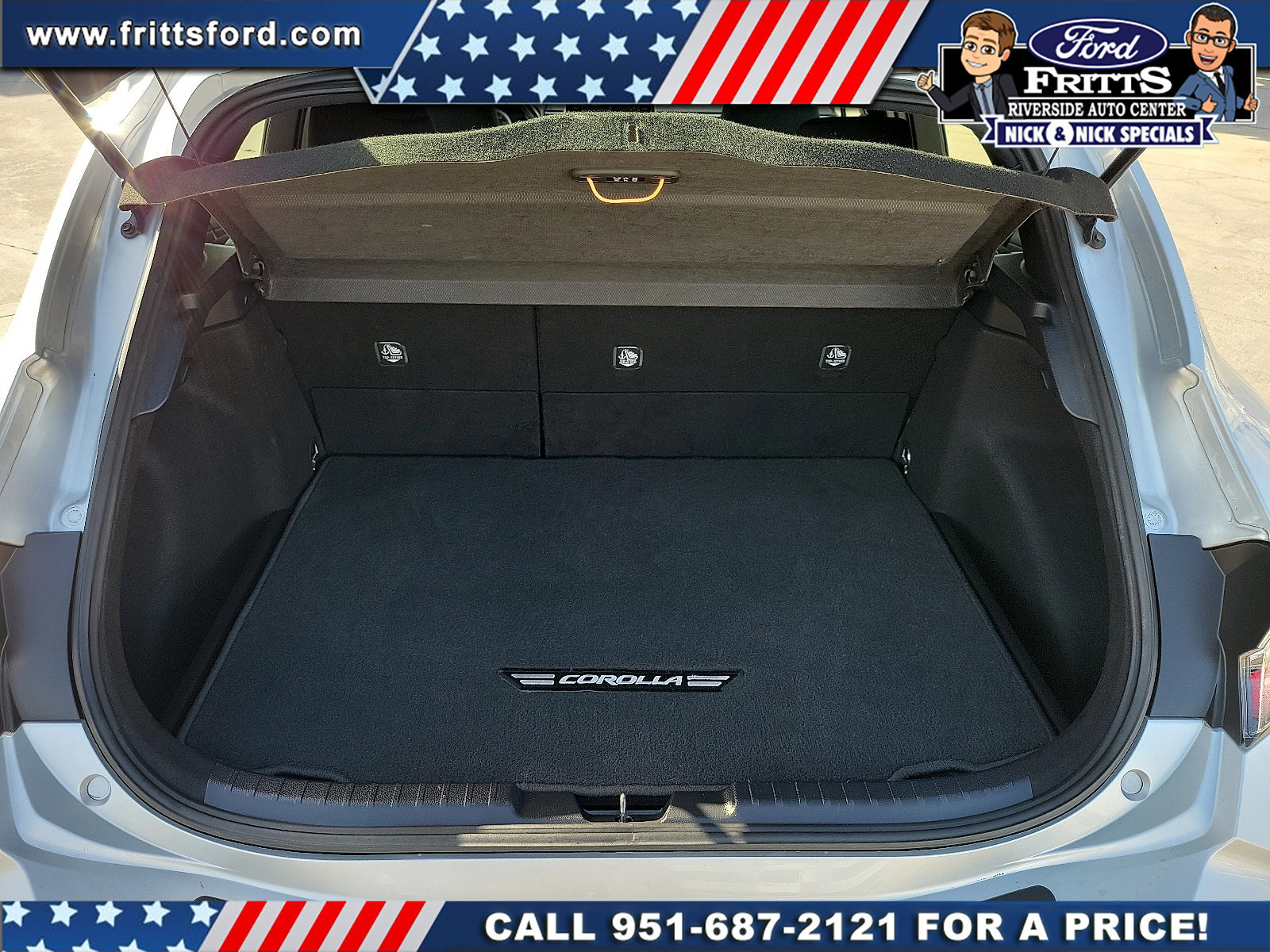 Used 2019 Toyota Corolla SE w/ Carpet Mat Package image 18