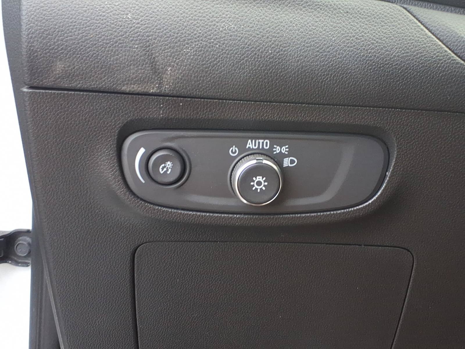 Used 2024 Buick Encore GX Preferred FWD image 16