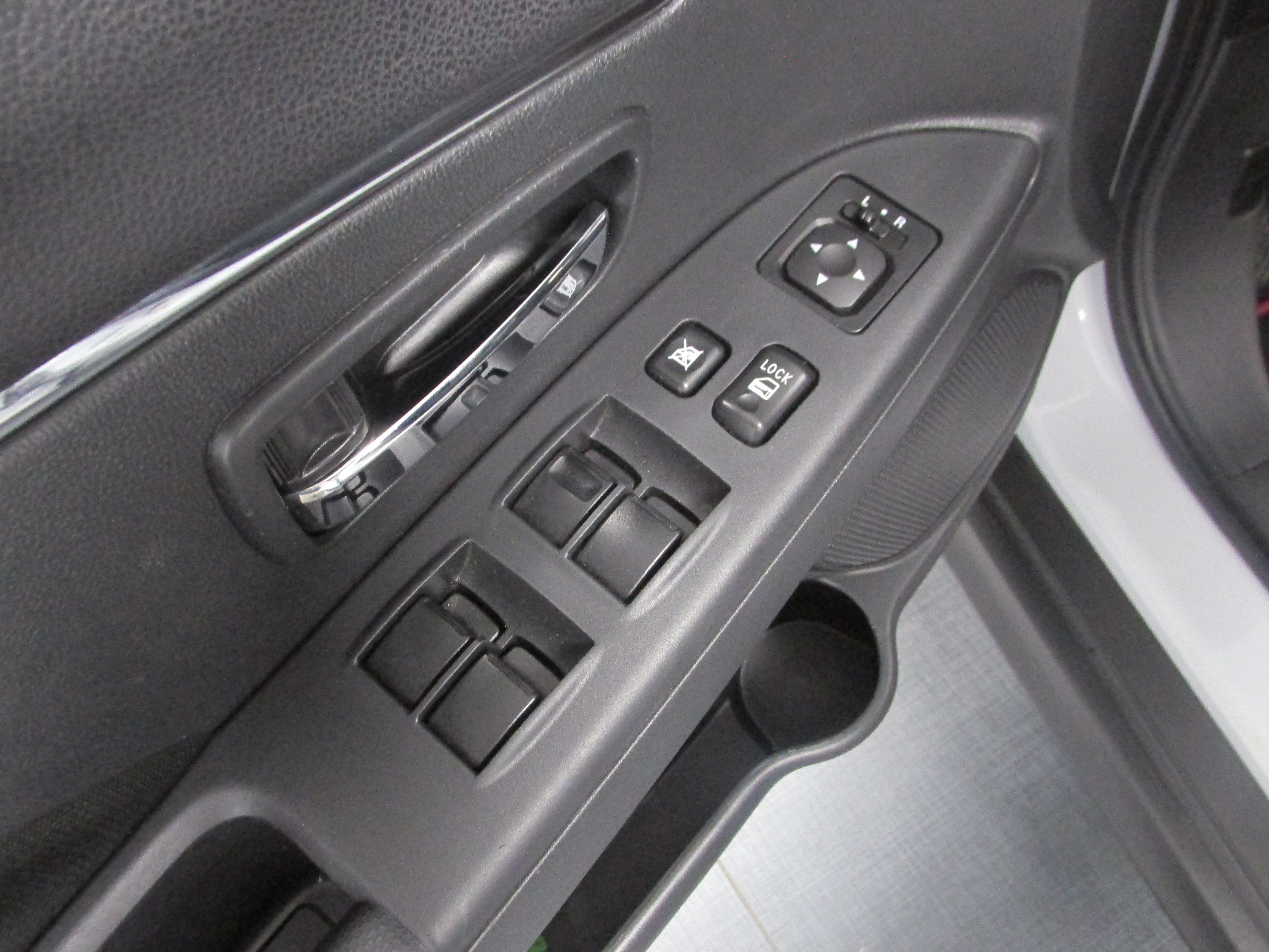 Used 2024 Mitsubishi Outlander Sport Ralliart AWD/4WD image 27