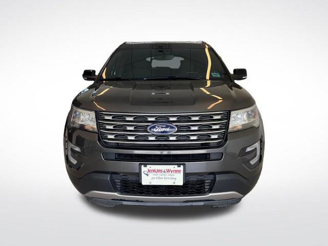 Certified 2017 Ford Explorer XLT w/ Equipment Group 201A FWD image 5