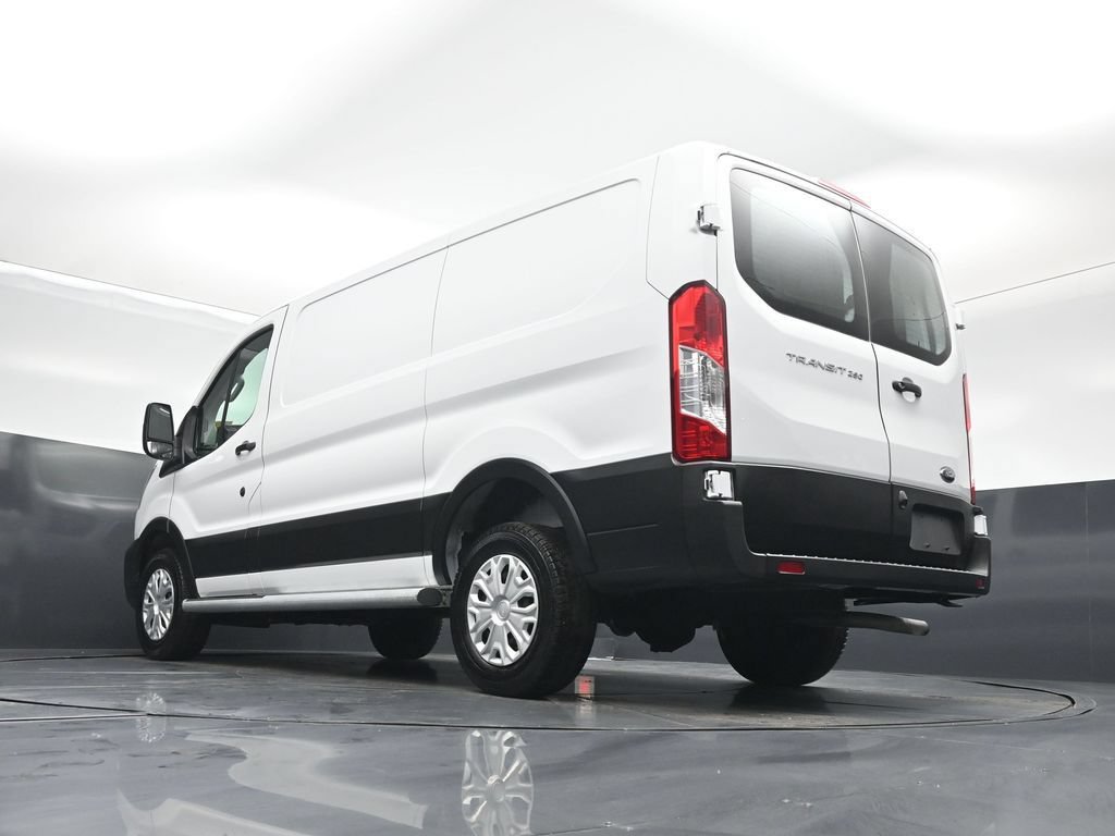 Certified 2025 Ford Transit 250 Low Roof w/ Exterior Upgrade Package RWD image 40