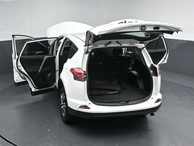 Used 2018 Toyota RAV4 LE w/ All Weather Liner Package AWD/4WD image 55