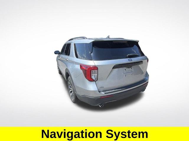 Certified 2023 Ford Explorer ST-Line AWD/4WD image 3