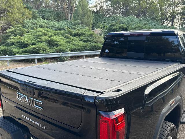 Used 2022 GMC Sierra 2500 Denali w/ Denali Ultimate Package AWD/4WD image 6