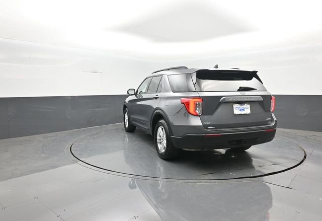 Certified 2022 Ford Explorer XLT w/ Class IV Trailer Tow Package AWD/4WD image 5