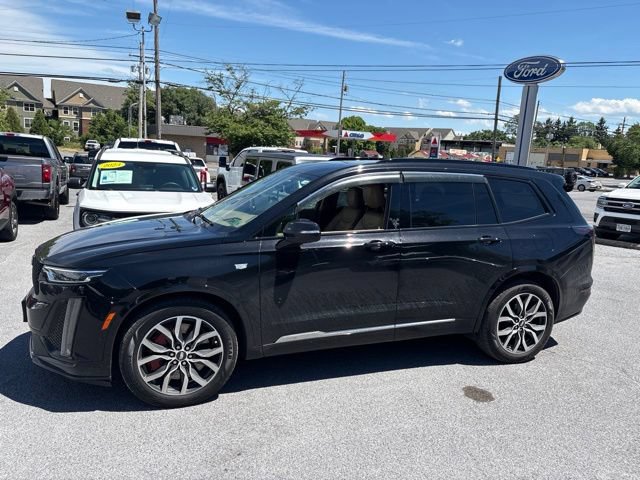Used 2023 Cadillac XT6 Sport w/ Platinum Package AWD/4WD image 1