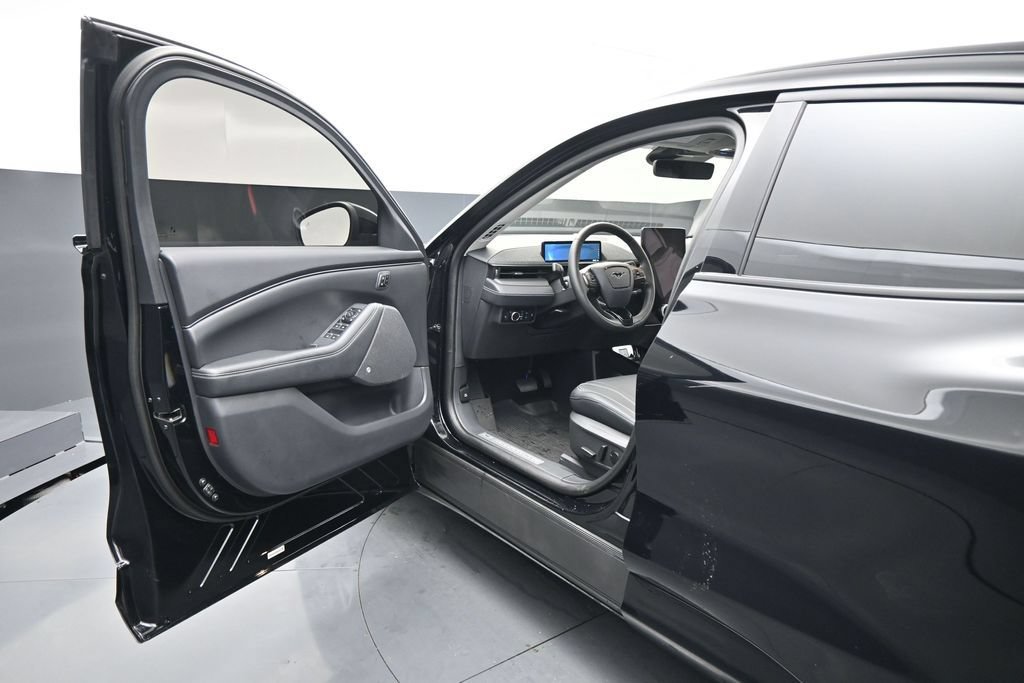 Certified 2023 Ford Mustang Mach-E Premium RWD image 9