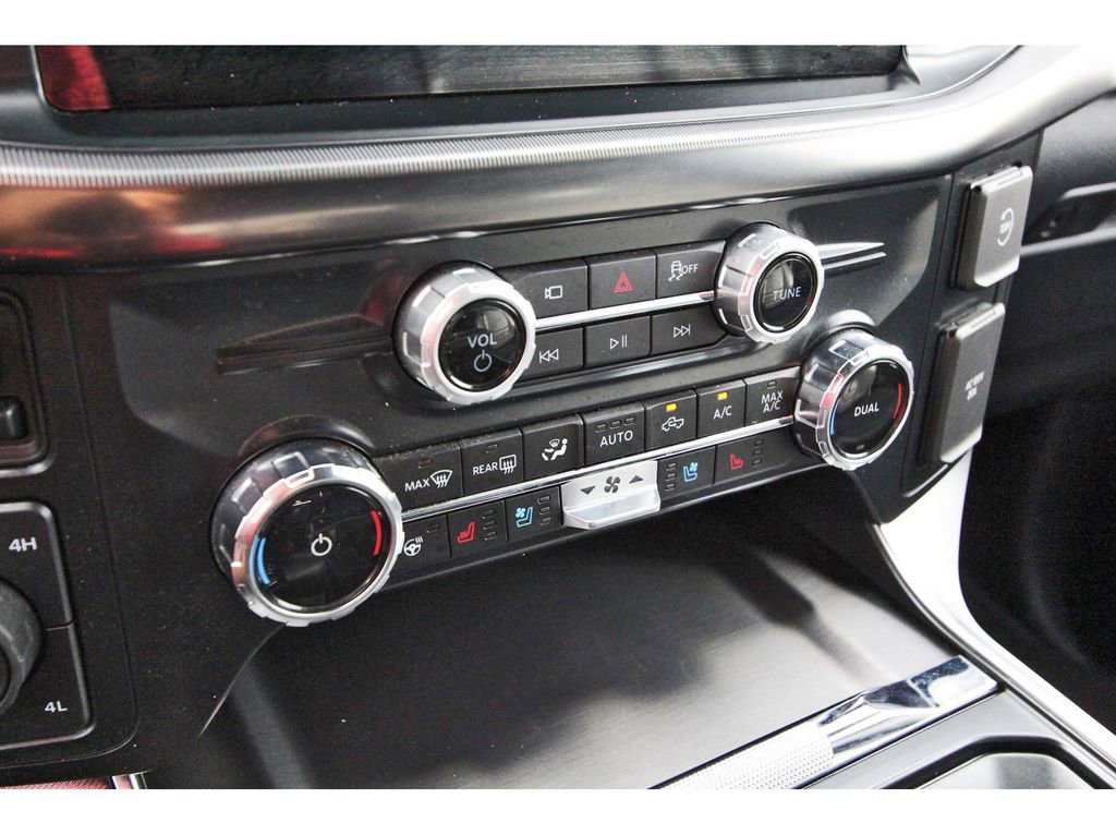 Certified 2025 Ford F150 Platinum w/ Equipment Group 702A High AWD/4WD image 24