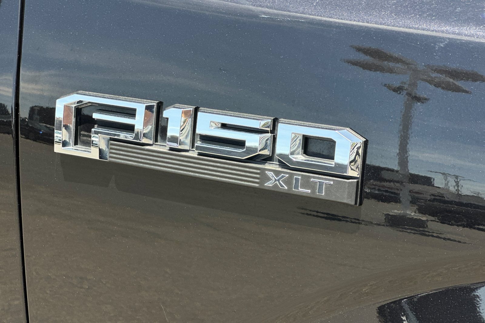 Certified 2019 Ford F150 XLT w/ XTR Package AWD/4WD image 24