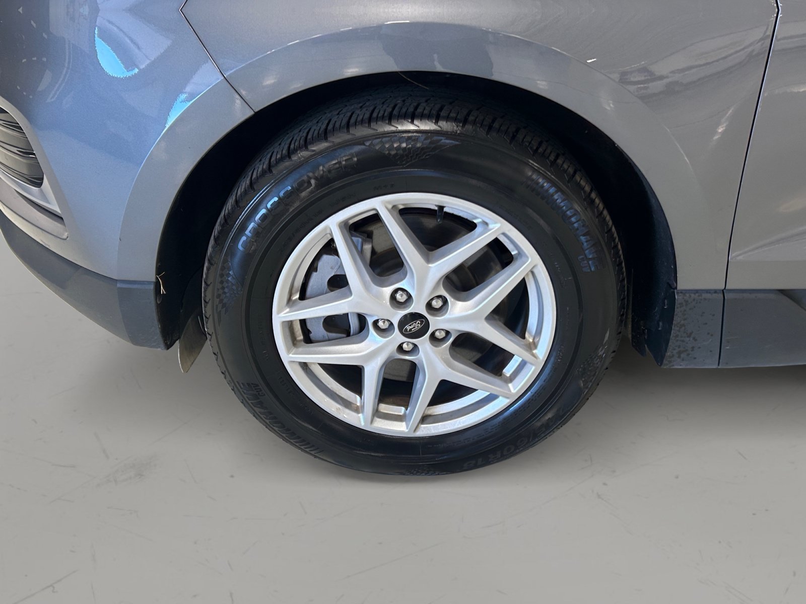 Certified 2024 Ford Edge SEL AWD/4WD image 9