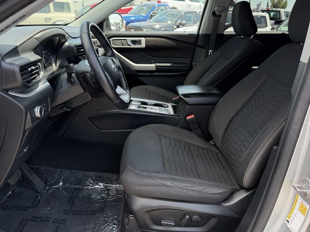 Certified 2020 Ford Explorer XLT w/ Class III Trailer Tow Package image 16