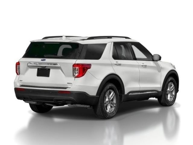 Certified 2021 Ford Explorer XLT w/ Equipment Group 202A AWD/4WD image 2