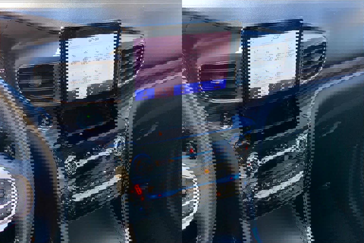 Certified 2021 Ford Explorer Limited w/ Equipment Group 301A image 6