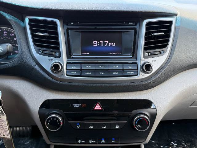 Used 2017 Hyundai Tucson SE w/ SE Popular Package 02 AWD/4WD image 18