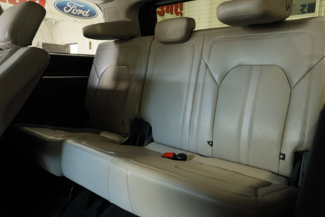 Certified 2023 Ford Expedition Limited AWD/4WD image 32