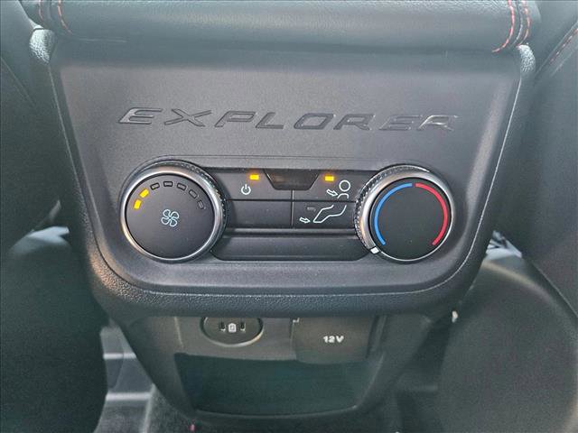 Certified 2025 Ford Explorer ST-Line RWD image 17