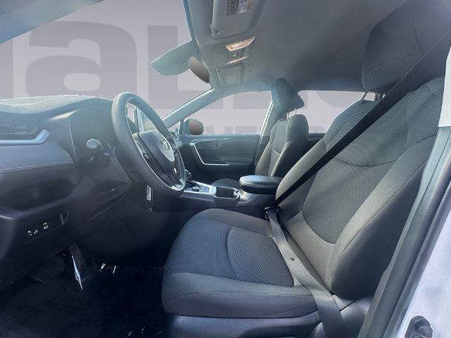 Used 2024 Toyota RAV4 LE AWD/4WD image 10