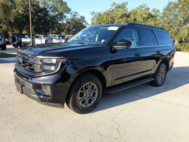 Certified 2025 Ford Expedition Active AWD/4WD image 8