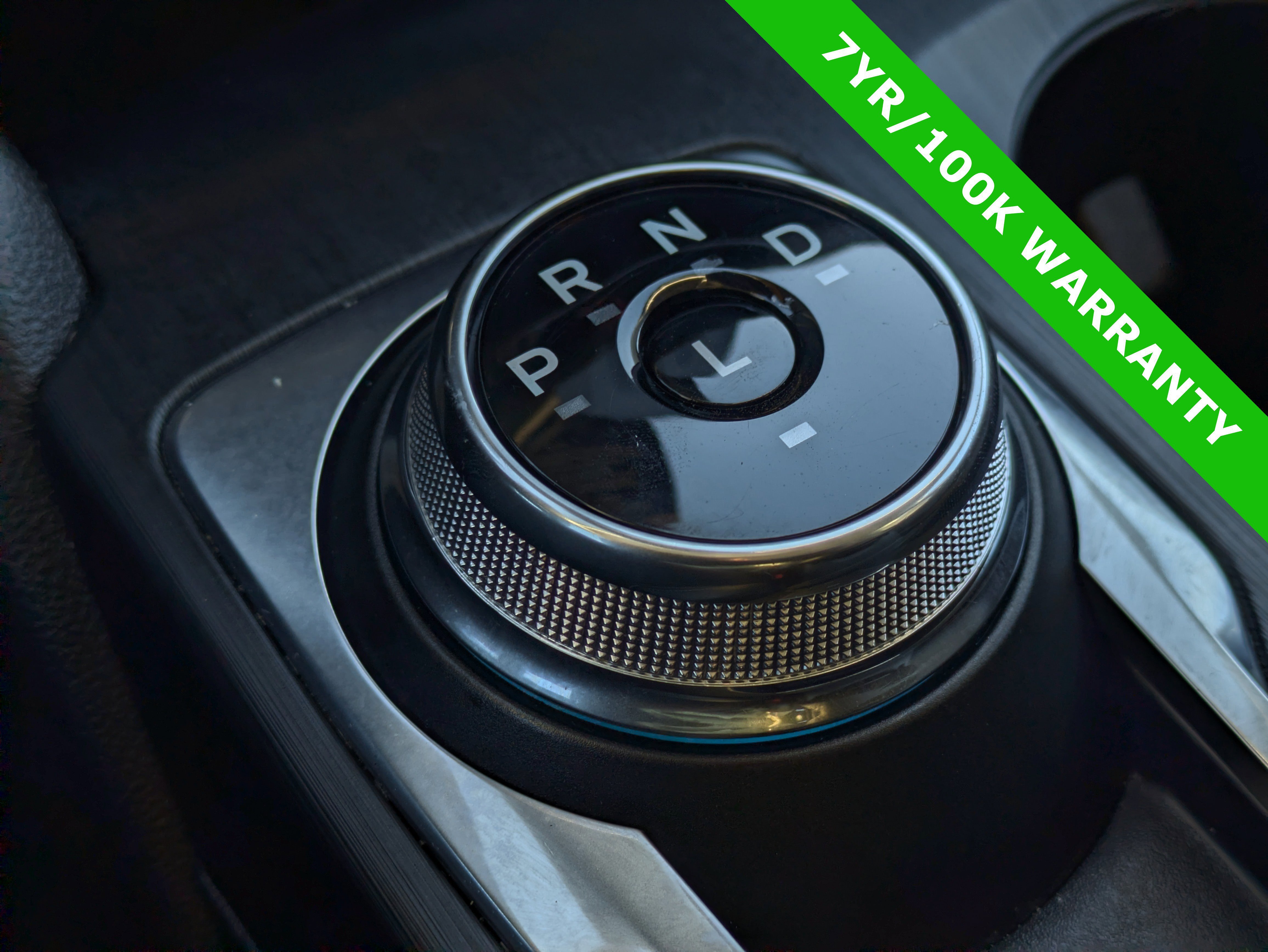 Certified 2025 Ford Escape SE image 33