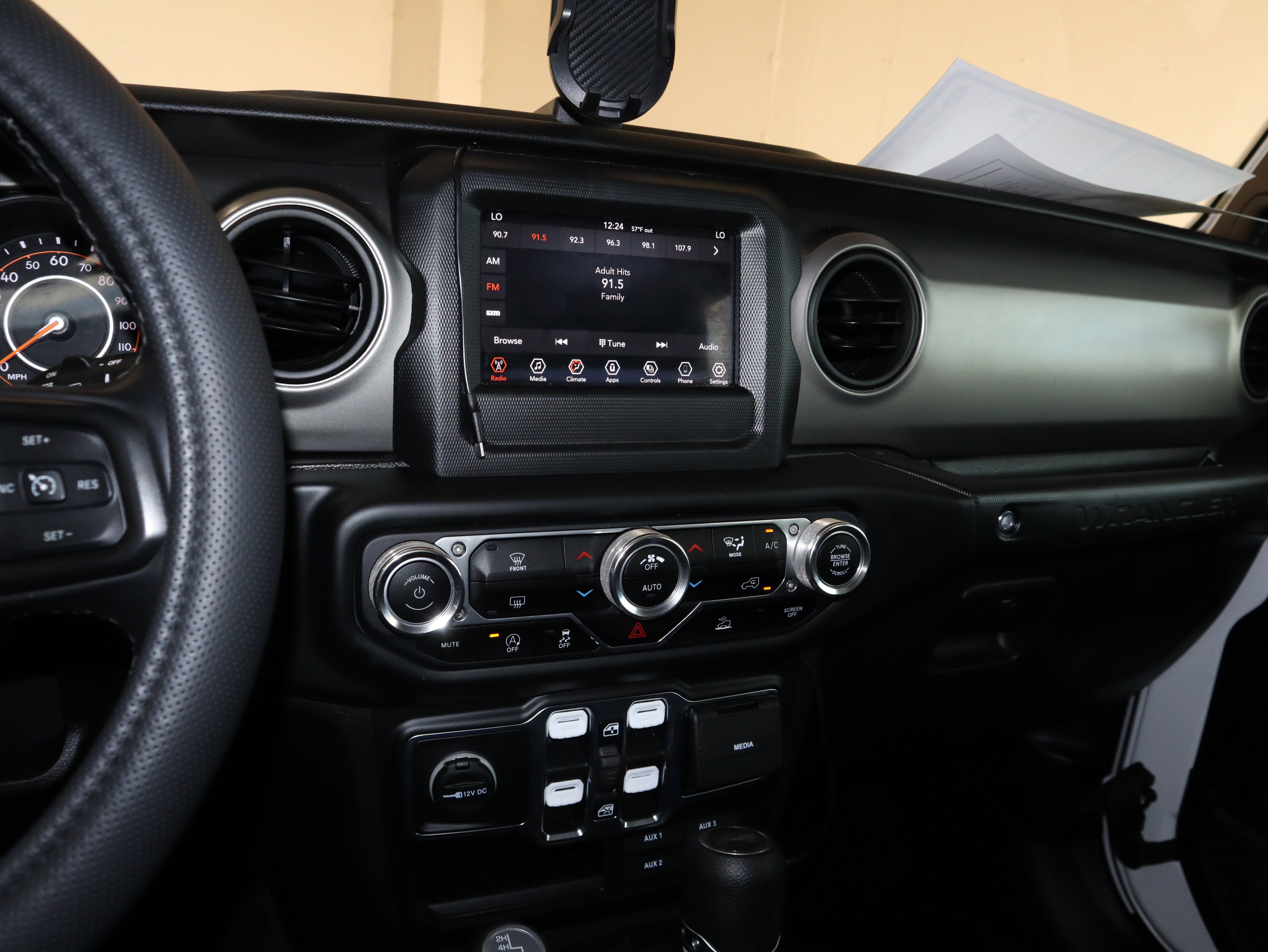 Used 2021 Jeep Wrangler Unlimited Sport AWD/4WD image 25