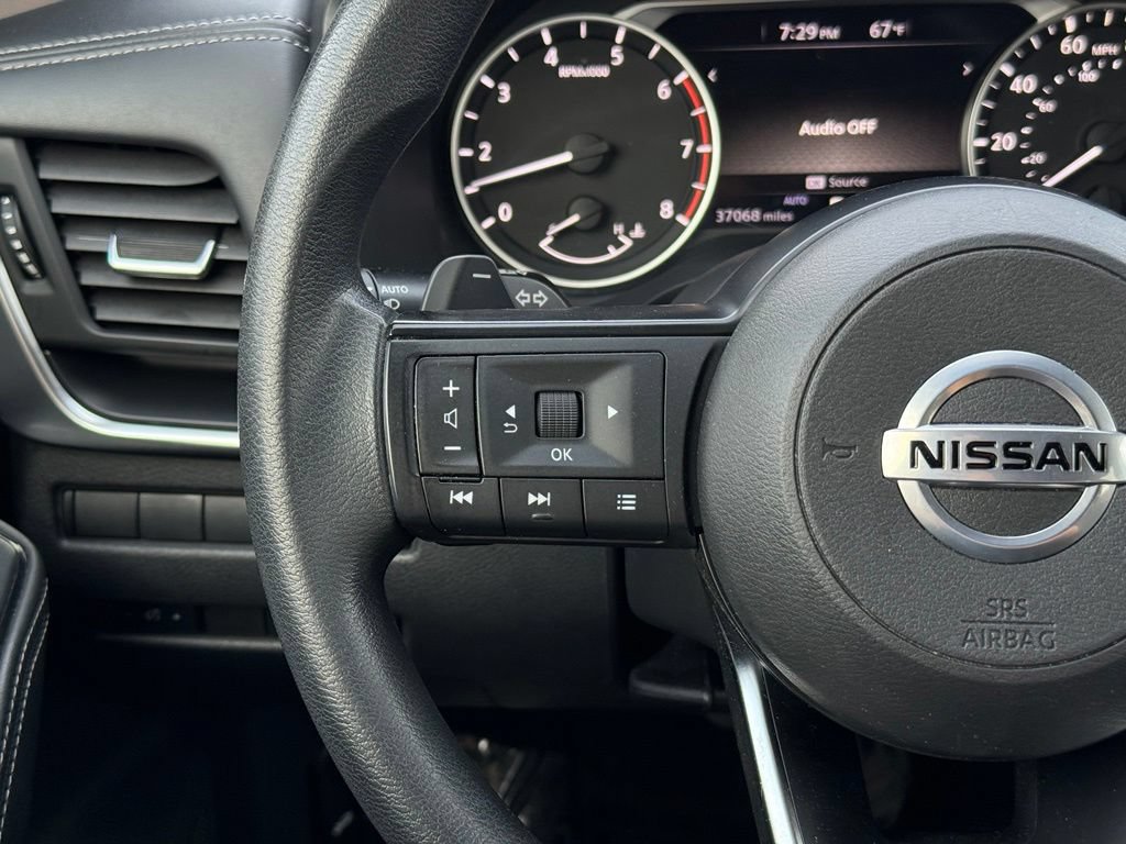 Used 2021 Nissan Rogue S AWD/4WD image 25