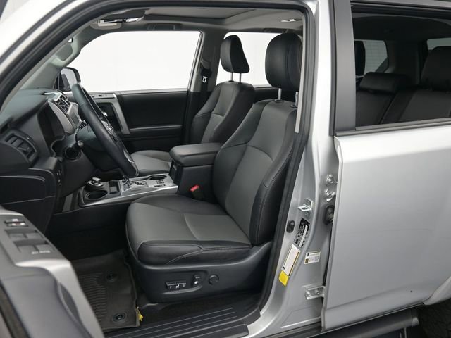 Used 2023 Toyota 4Runner SR5 Premium w/ Moonroof Package image 10