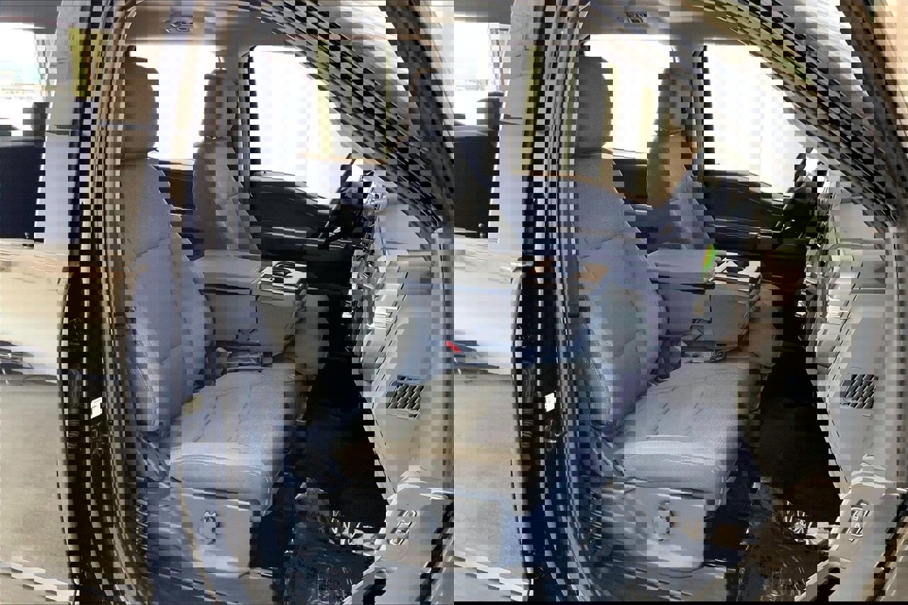 Certified 2025 Ford F150 XLT w/ Equipment Group 301A Standard image 6