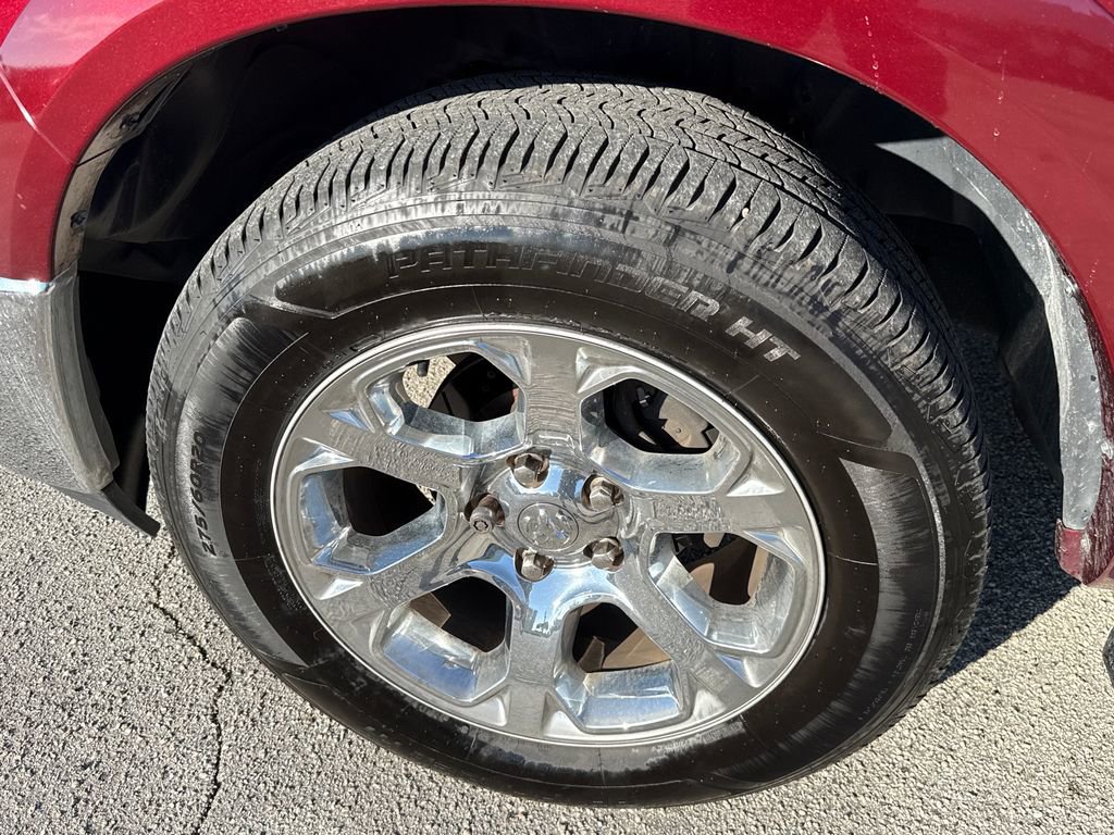 Used 2017 RAM 1500 Laramie w/ Convenience Group image 11