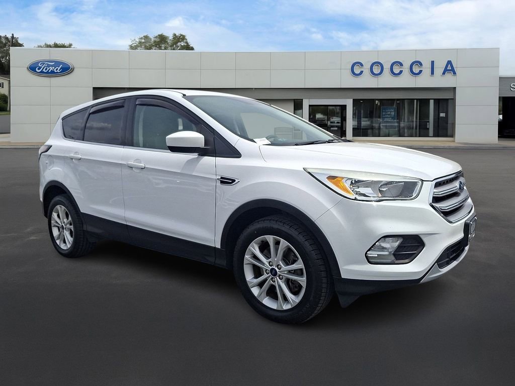 Certified 2017 Ford Escape SE AWD/4WD image 3