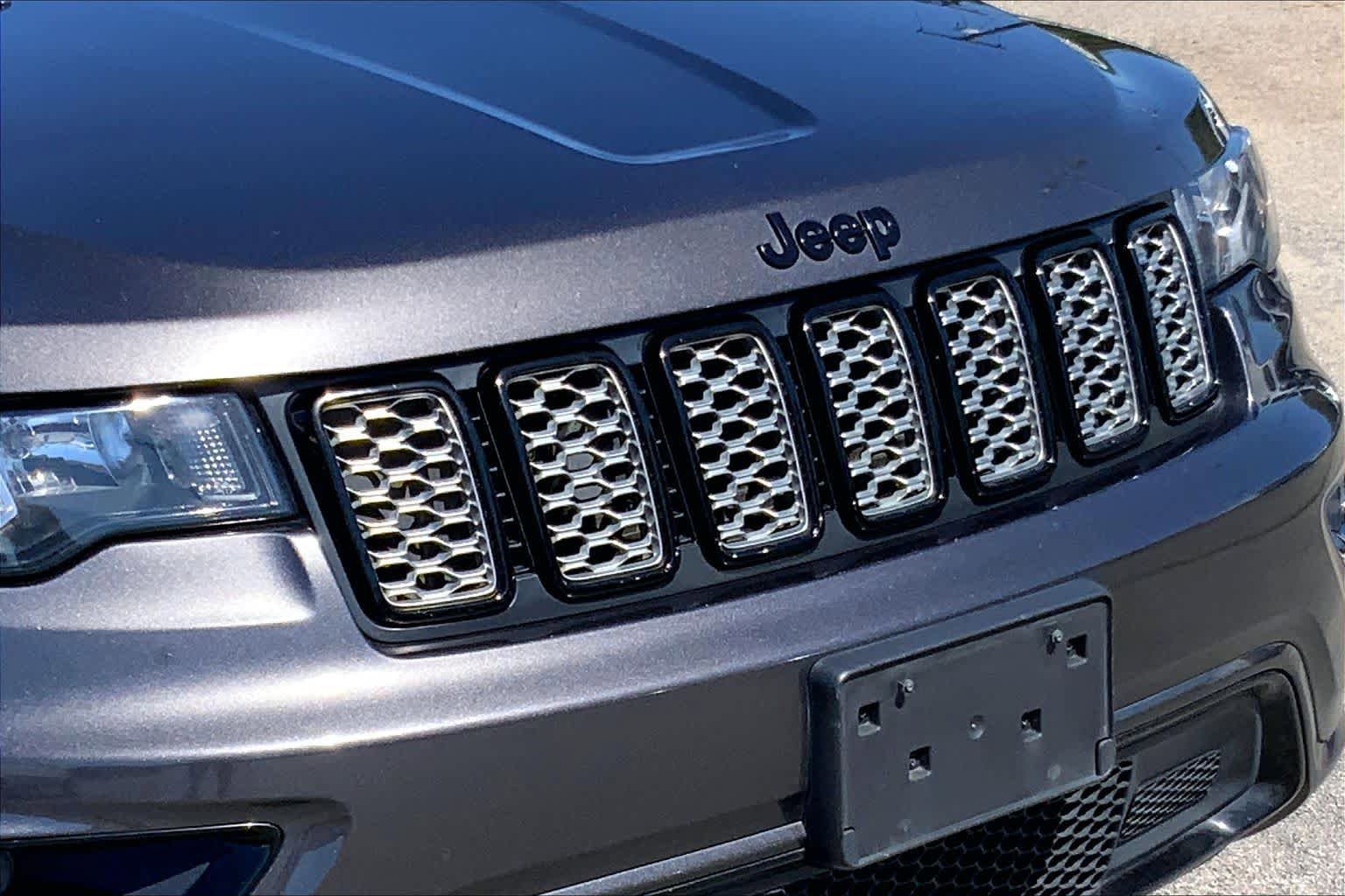 Used 2019 Jeep Grand Cherokee Altitude RWD image 26