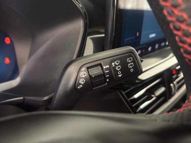 Certified 2023 Ford Escape ST-Line Select w/ Tech Pack #2 AWD/4WD image 18