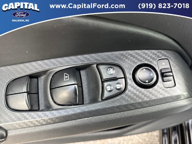 Used 2025 Nissan Altima 2.5 SV FWD image 21