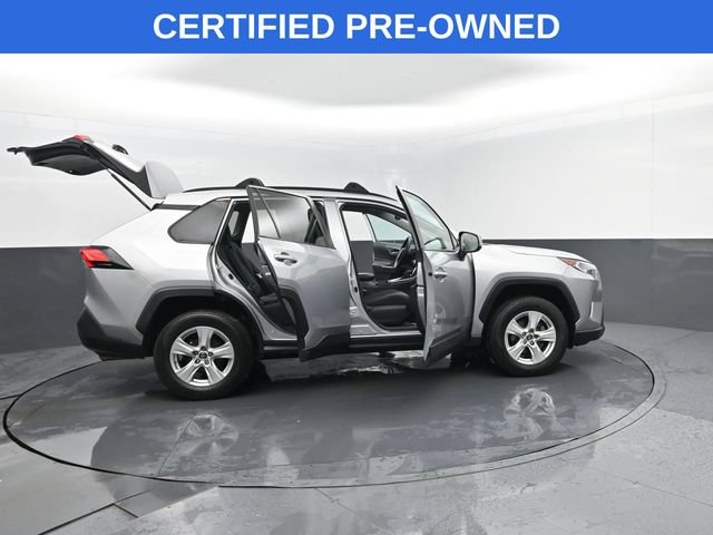 Used 2019 Toyota RAV4 XLE w/ All Weather Liner Package AWD/4WD image 27