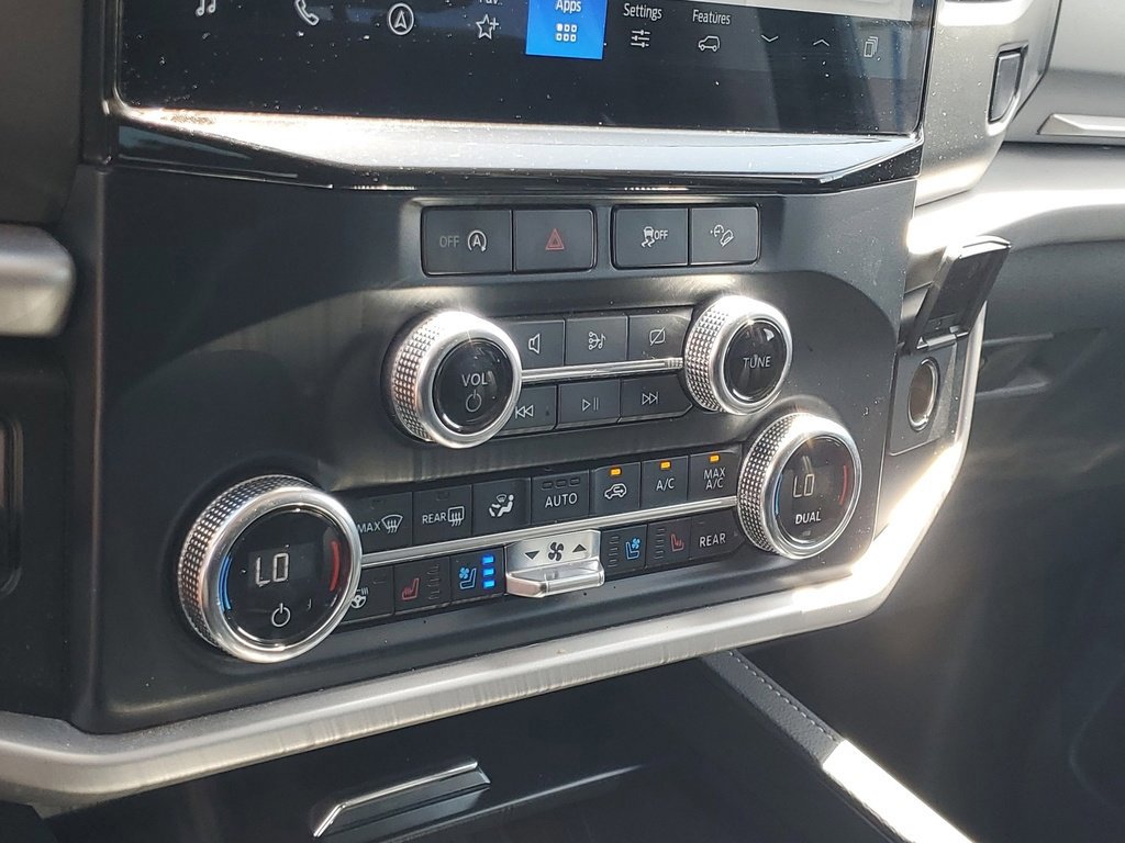 Certified 2024 Ford Expedition Max XLT image 40