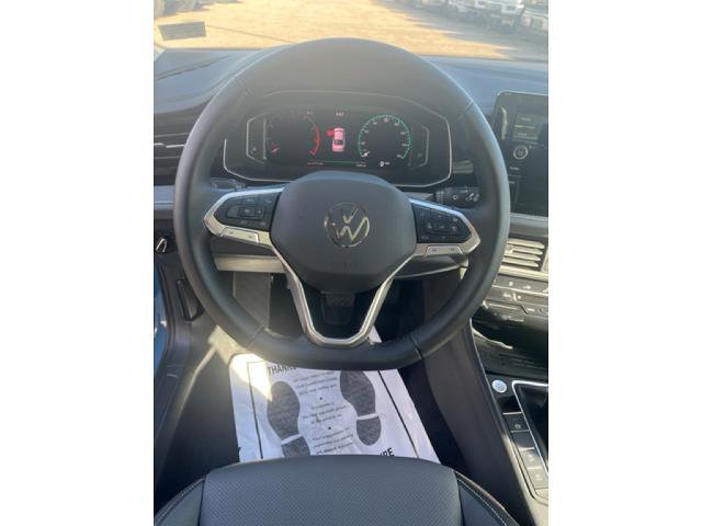 Used 2025 Volkswagen Jetta SEL image 17