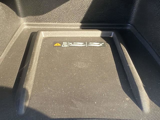 Used 2022 Chevrolet Traverse RS image 31