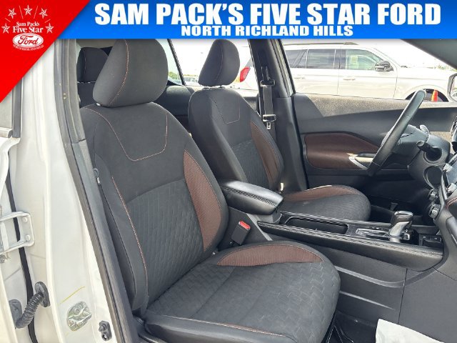 Used 2021 Nissan Kicks SR FWD image 32