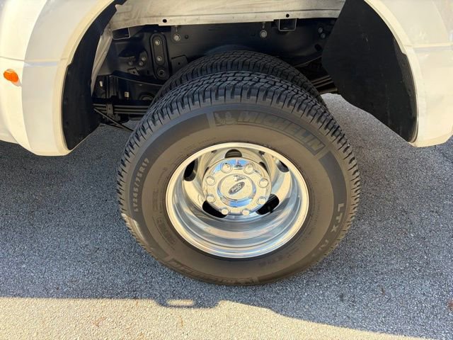 Certified 2019 Ford F350 Lariat w/ Lariat Ultimate Package image 22