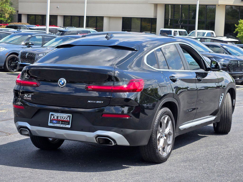 Used 2022 BMW X4 xDrive30i AWD/4WD image 10