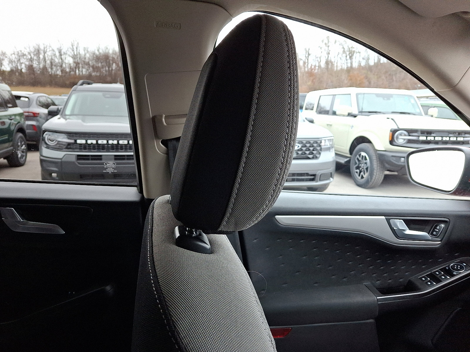 Certified 2020 Ford Escape SE image 13