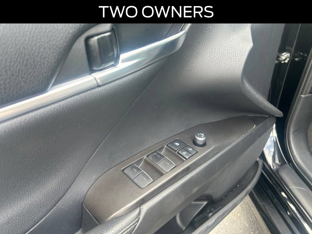 Used 2022 Toyota Camry XSE AWD/4WD image 11