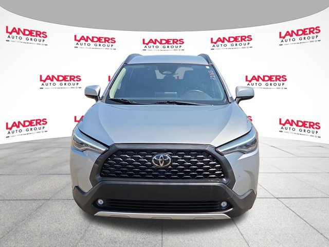 Used 2024 Toyota Corolla Cross XLE FWD image 8