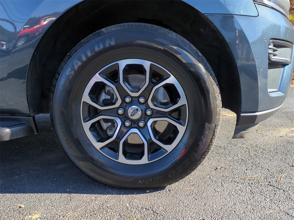 Certified 2024 Ford Expedition XLT image 11