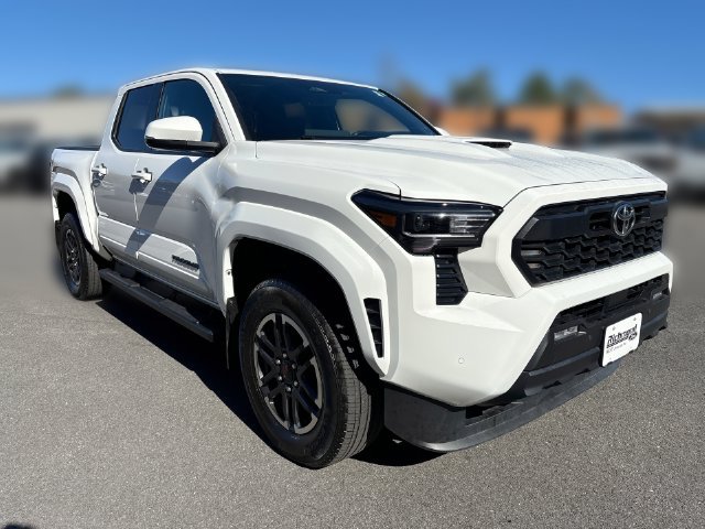 Used 2024 Toyota Tacoma TRD Sport w/ TRD Sport Upgrade Package AWD/4WD image 2