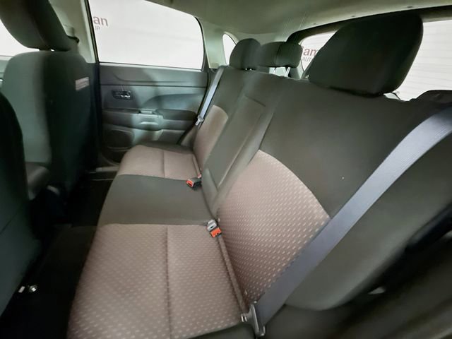 Used 2017 Mitsubishi Outlander Sport ES FWD image 21