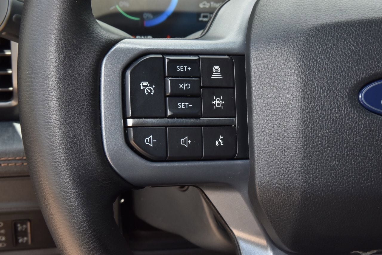 Certified 2025 Ford F150 Lightning Lariat AWD/4WD image 23