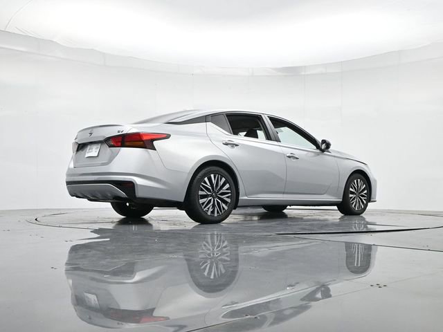 Used 2024 Nissan Altima 2.5 SV image 29