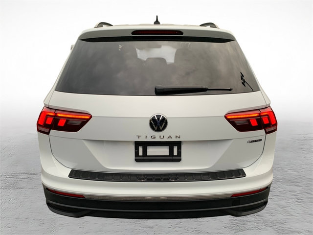Used 2024 Volkswagen Tiguan S AWD/4WD image 3