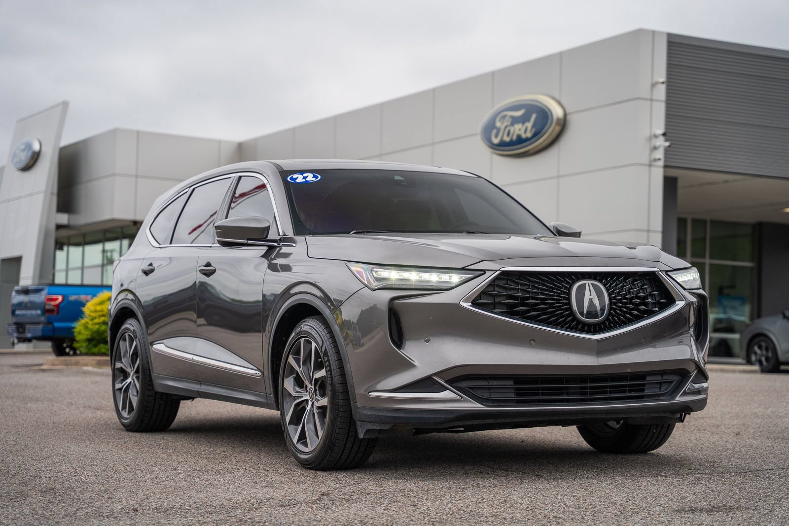 Used 2022 Acura MDX FWD w/ Technology Package image 1