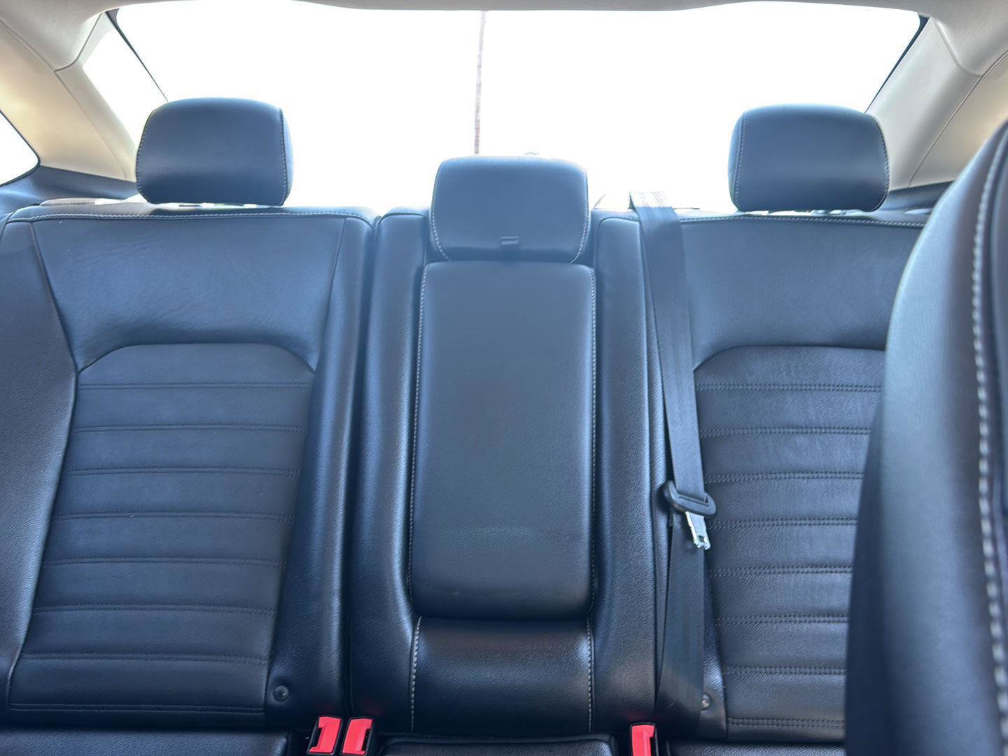 Certified 2018 Ford Fusion SE image 17